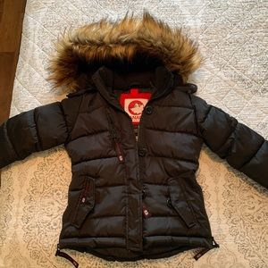 A Canada Weather Gear Puffer Jacket